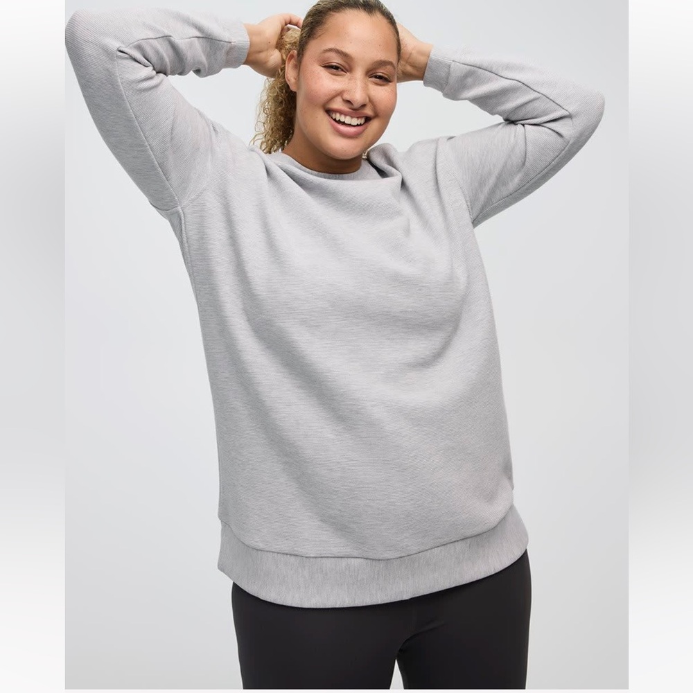 REITMANS HYBA - NWOT - Gray Ribbed Crewneck Sweatshirt